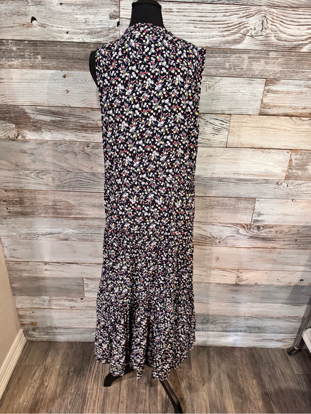 Chaps Floral Maxi Dress Black Size Large Like New - Picture 4 of 5